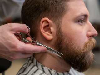 Fade në Fatosi HairStyle